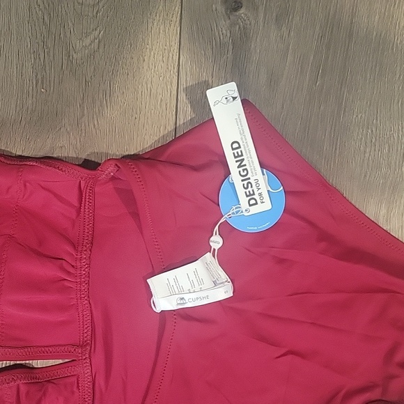 Cupshe Swim Cupshe Womens One Piece Swimsuit Sexy Deep V Neck